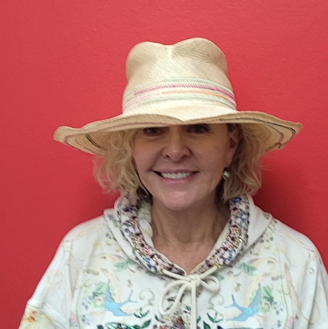 Corfu Travel Hat : Deluxe