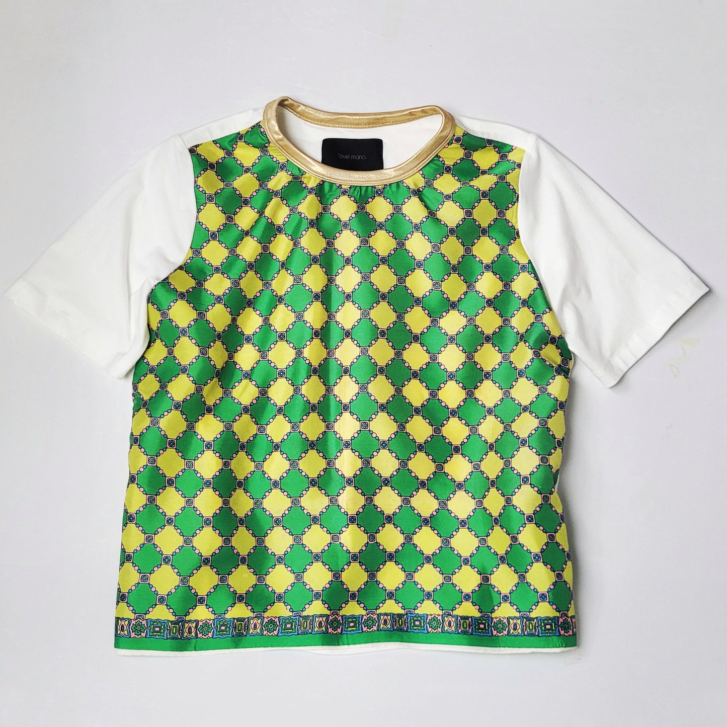 Vintage scarf tshirt