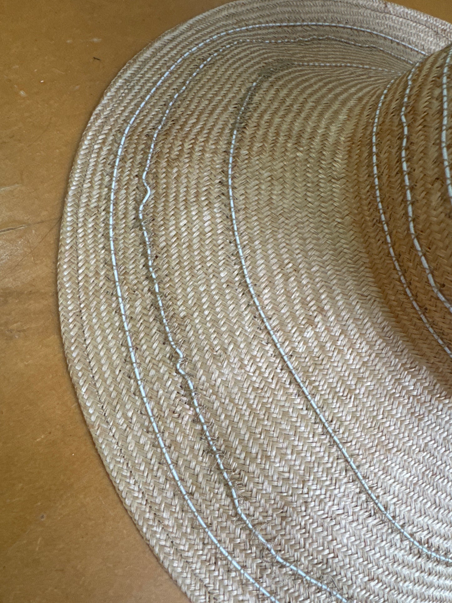 Seychelles travel hat : wheat