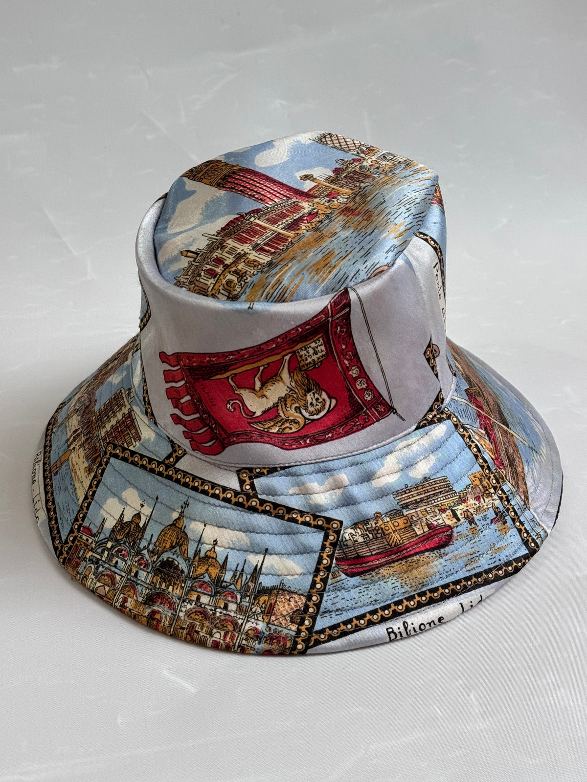 Destinations Bucket