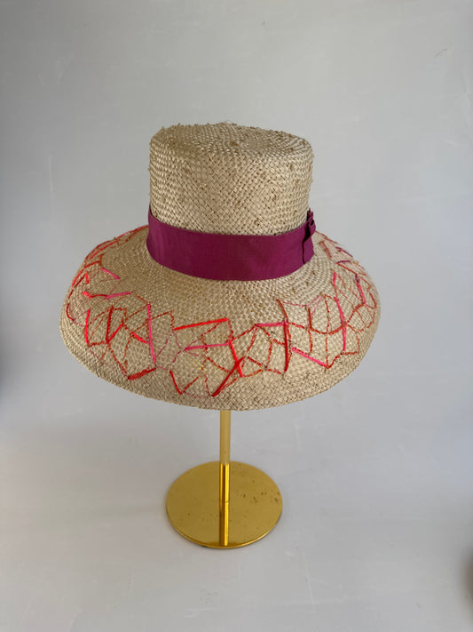 Knotted sisal lampshade