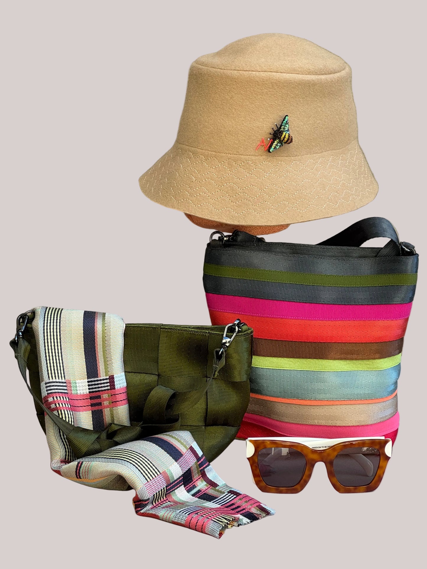 Felt Bucket : Travel