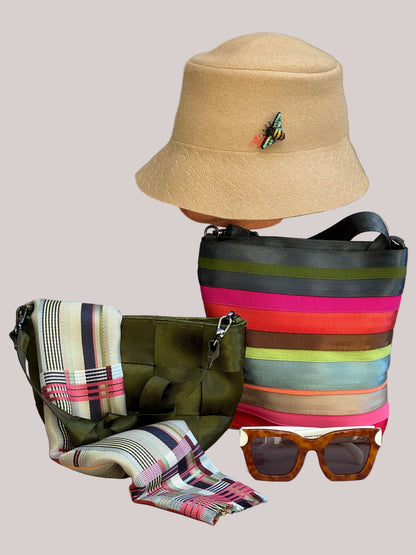 Felt Bucket : Travel