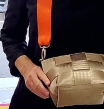 Crossbody Strap : short
